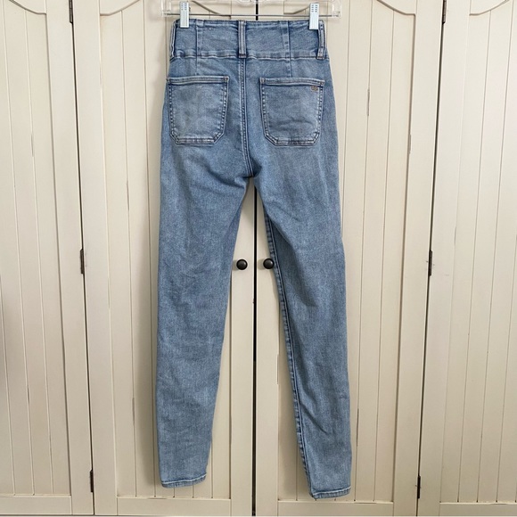 American Eagle Super Hi-Rise Jegging Medium Wash Next Level Stretch Size 0 - Picture 2 of 15